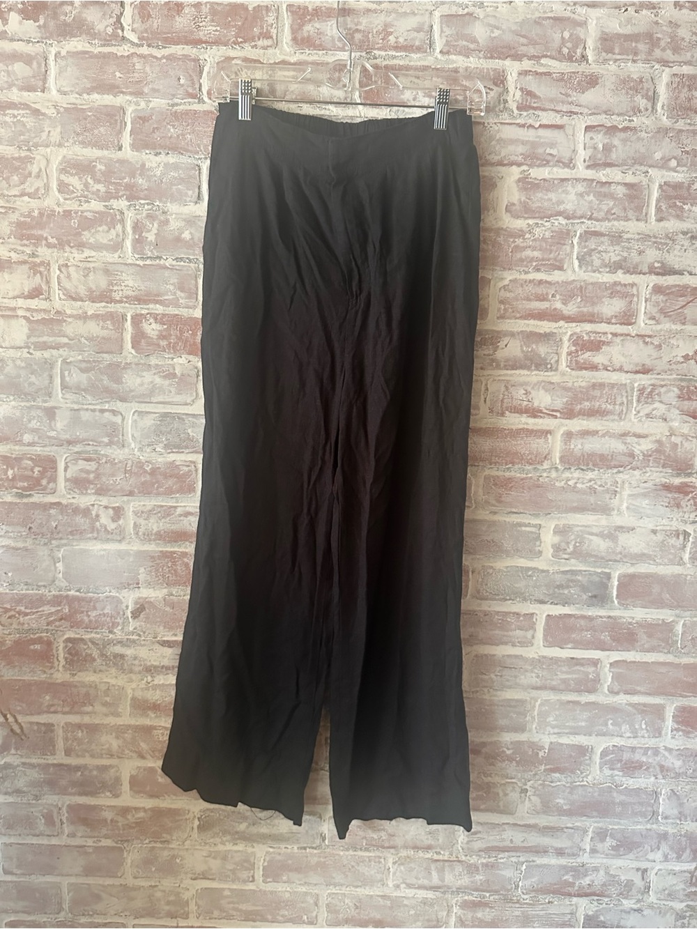 Classic Wide-Leg Women's Pants in Black